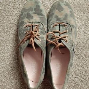 Women's Keds Tennis Shoes size 7